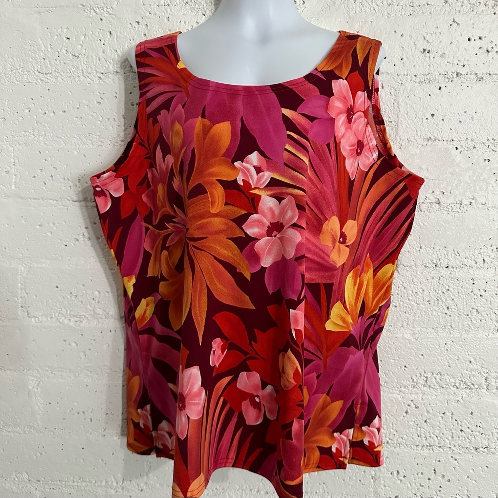 Erena Woman Plus Top 2X Red Floral Tropical Sleeveless Stretch Round Neck BJ18